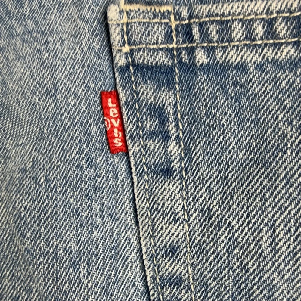 Levis levis cargo